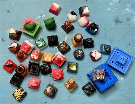 How to Make Resin Artisan Keycaps .